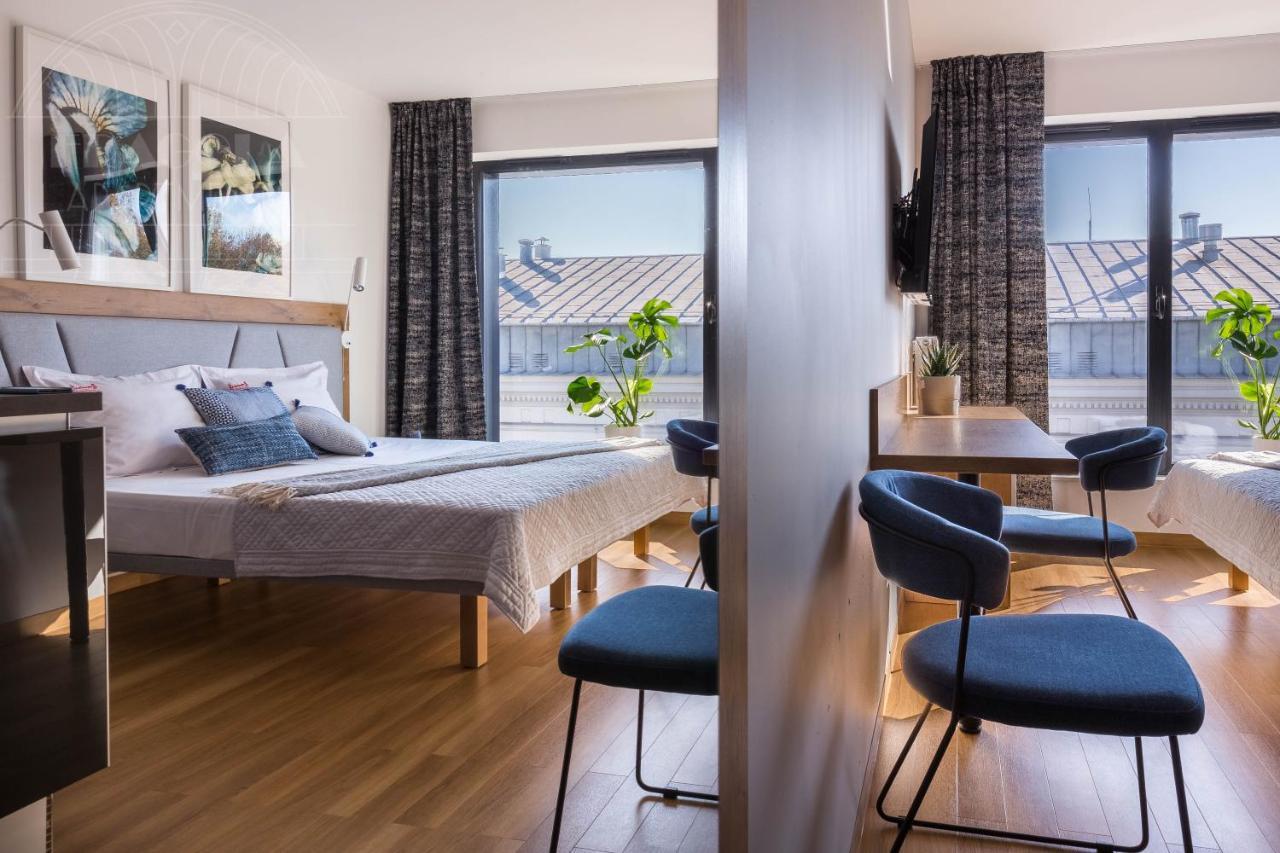 Modern View Of Planty Park Apartment Красков Екстериор снимка