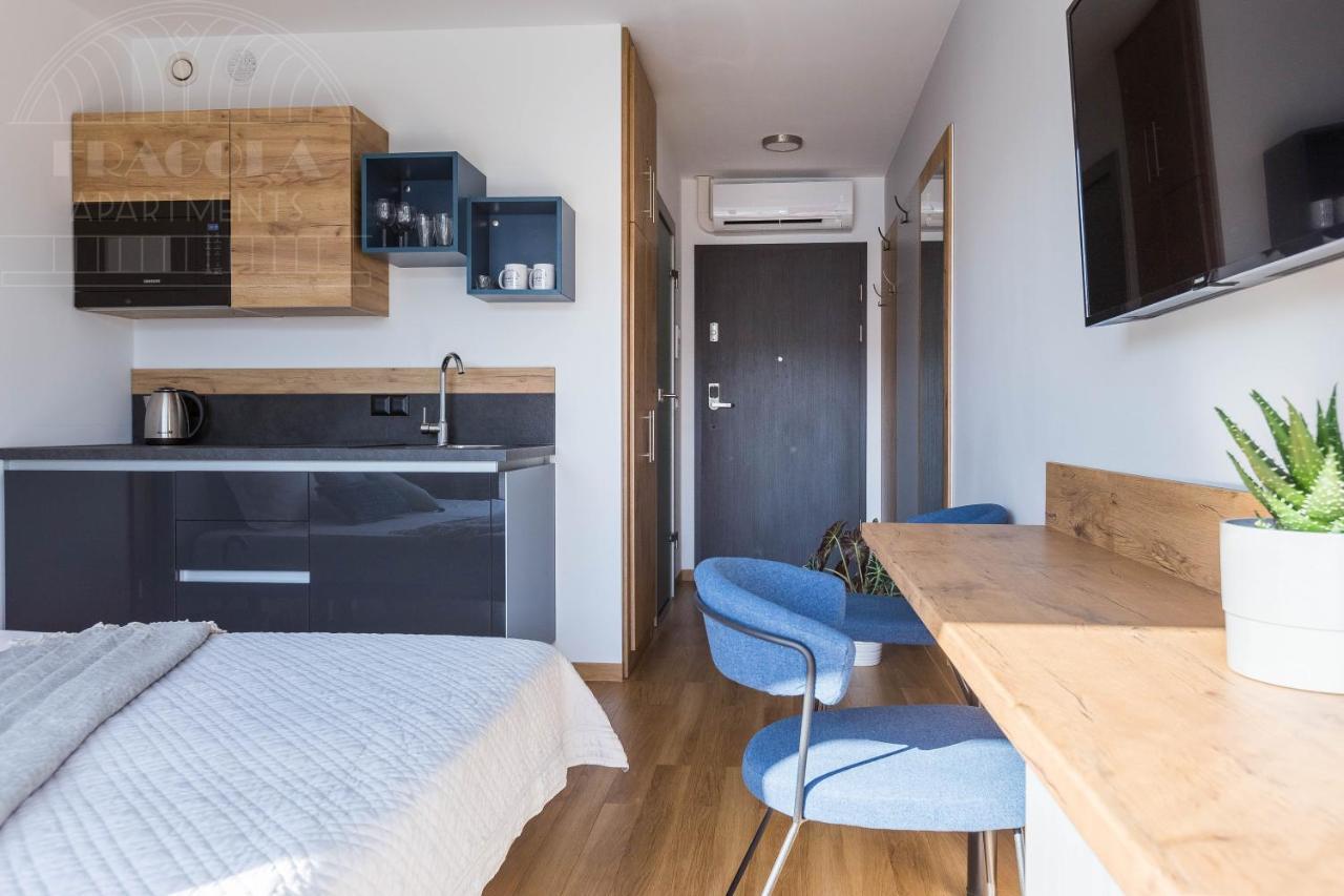 Modern View Of Planty Park Apartment Красков Екстериор снимка