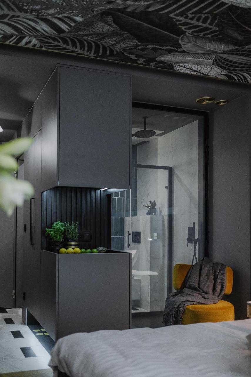 Modern View Of Planty Park Apartment Красков Екстериор снимка